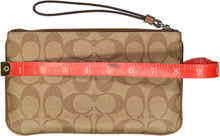 COACH WRISTLET DESIGNER Size MEDIUM