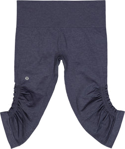 LULULEMON ATHLETIC CAPRIS Size S