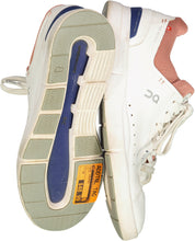 ON SHOES SNEAKERS Size 10
