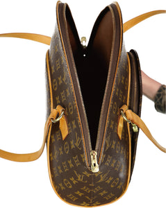 LOUIS VUITTON HANDBAG LUXURY DESIGNER Size LARGE