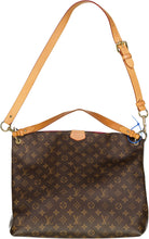 LOUIS VUITTON-CROSSBODY LUXURY DESIGNER Size LARGE
