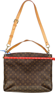 LOUIS VUITTON-CROSSBODY LUXURY DESIGNER Size LARGE