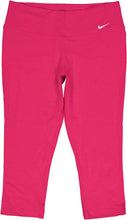 NIKE-ATHLETIC CAPRIS Size M